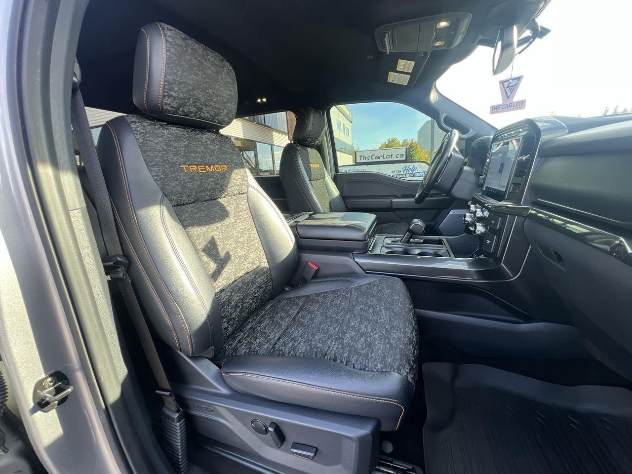 2022 Ford F-150 Tremor 4x4, HEATED SEATS, NAV, REVERSE CAM, POWER LIFTGATE, CRUISE CONTROL!! Photo