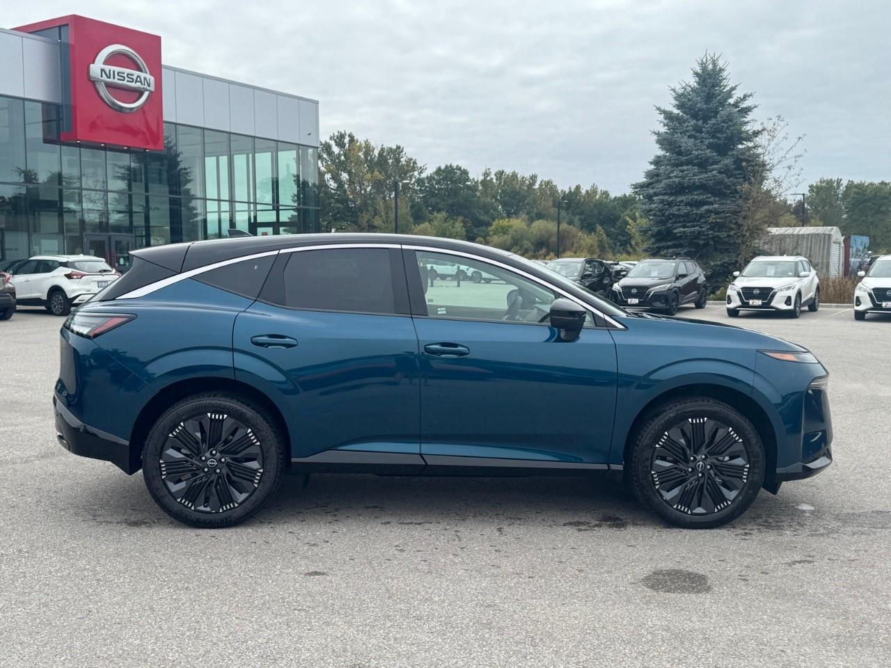 2027 Nissan Murano Platinum AWD Photo