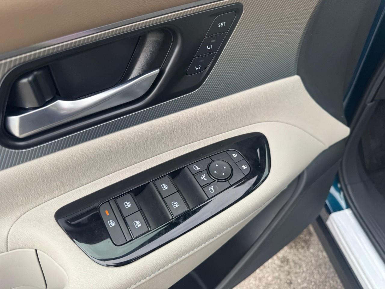 2027 Nissan Murano Platinum AWD Photo