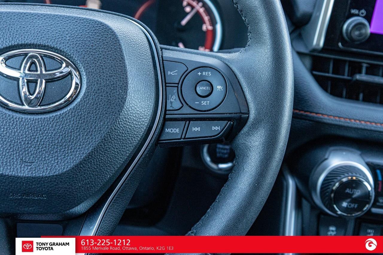 2024 Toyota RAV4 TRAIL Photo