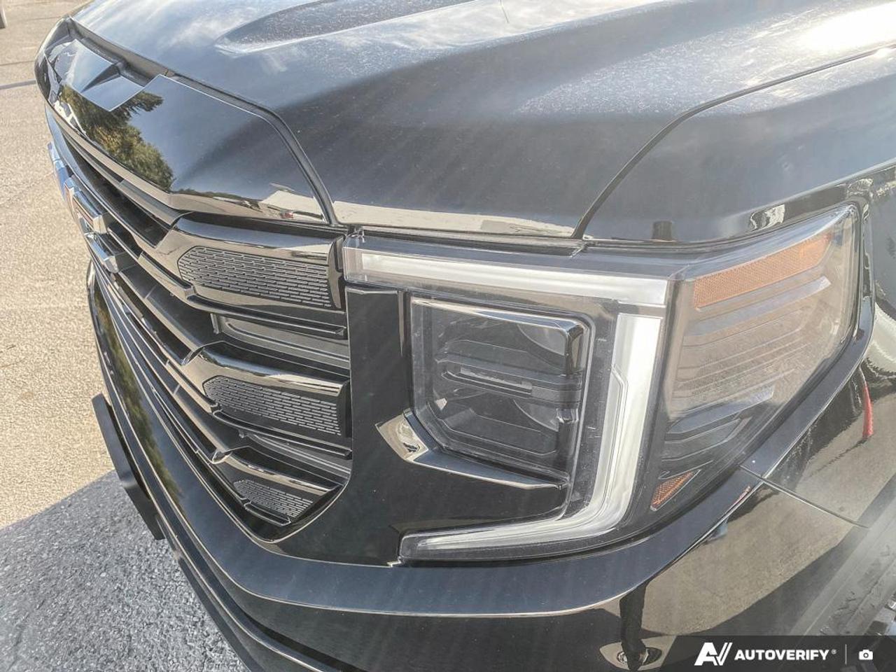 2025 GMC Sierra 1500 Elevation 5.3L ECOTEC3 | HEATED STEERING WHEEL | X31 O-FF RO Photo