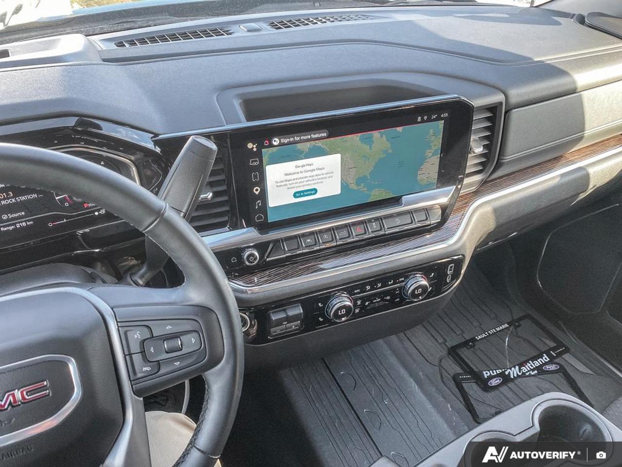 2025 GMC Sierra 1500 Elevation 5.3L ECOTEC3 | HEATED STEERING WHEEL | X31 O-FF RO Photo