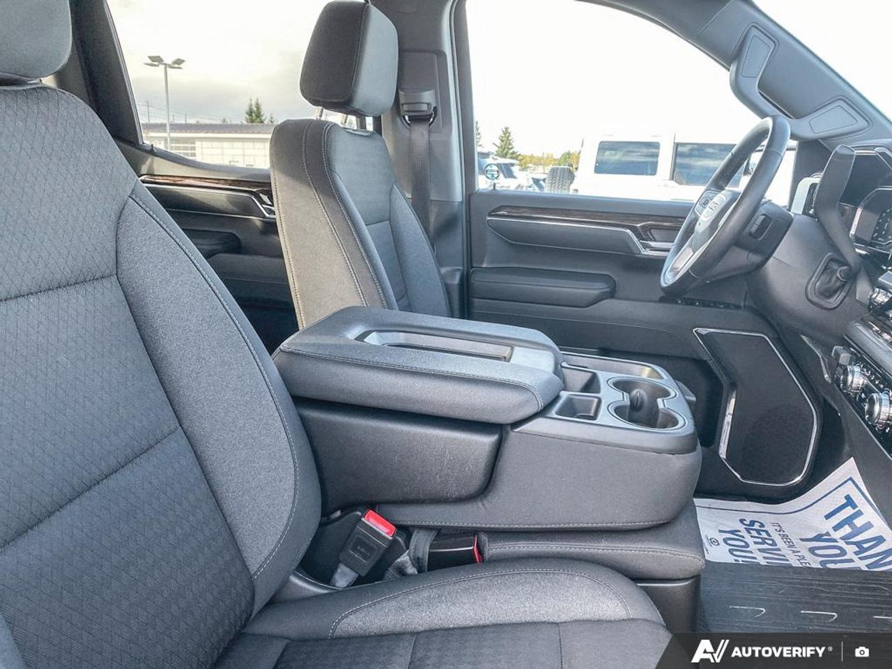 2025 GMC Sierra 1500 Elevation 5.3L ECOTEC3 | HEATED STEERING WHEEL | X31 O-FF RO Photo