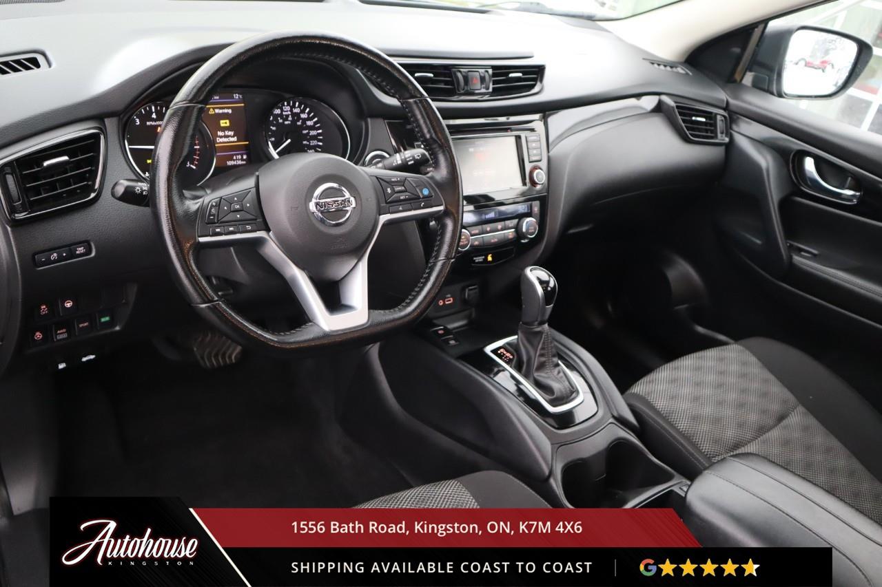 2023 Nissan Qashqai SV SUNROOF - REARVIEW CAMERA Photo