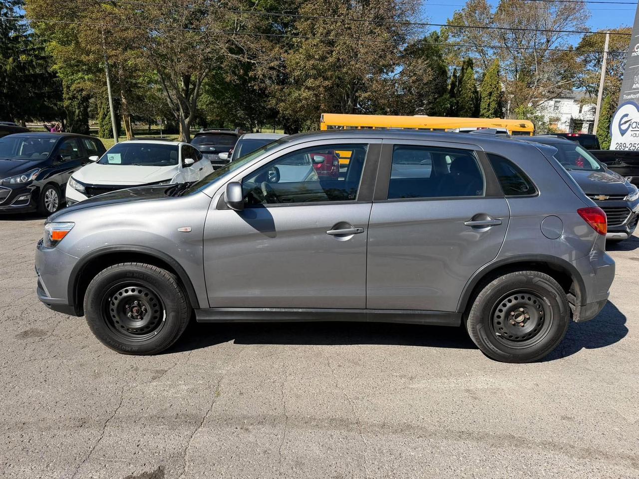 2019 Mitsubishi RVR ES FWD Photo
