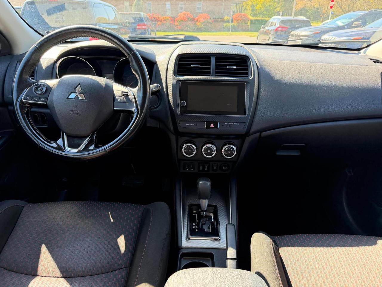 2019 Mitsubishi RVR ES FWD Photo