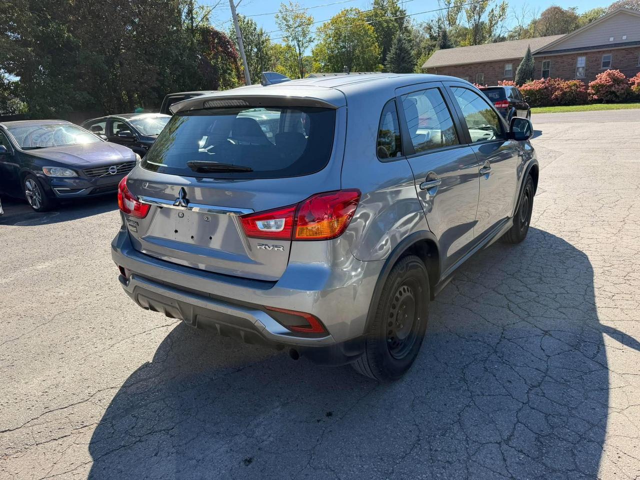 2019 Mitsubishi RVR ES FWD Photo