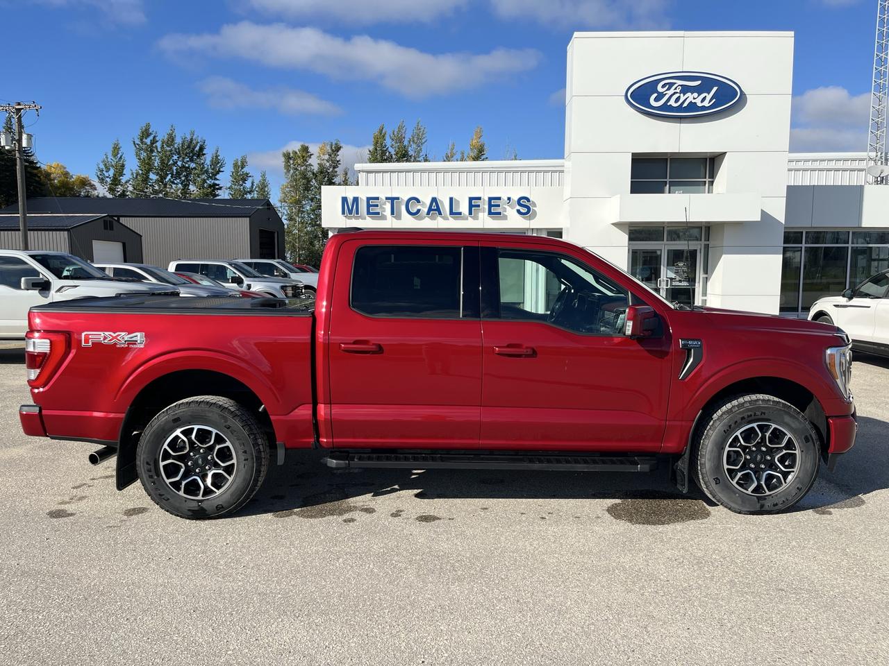 2022 Ford F-150 Lariat 4WD SuperCrew 5.5' Box Photo0