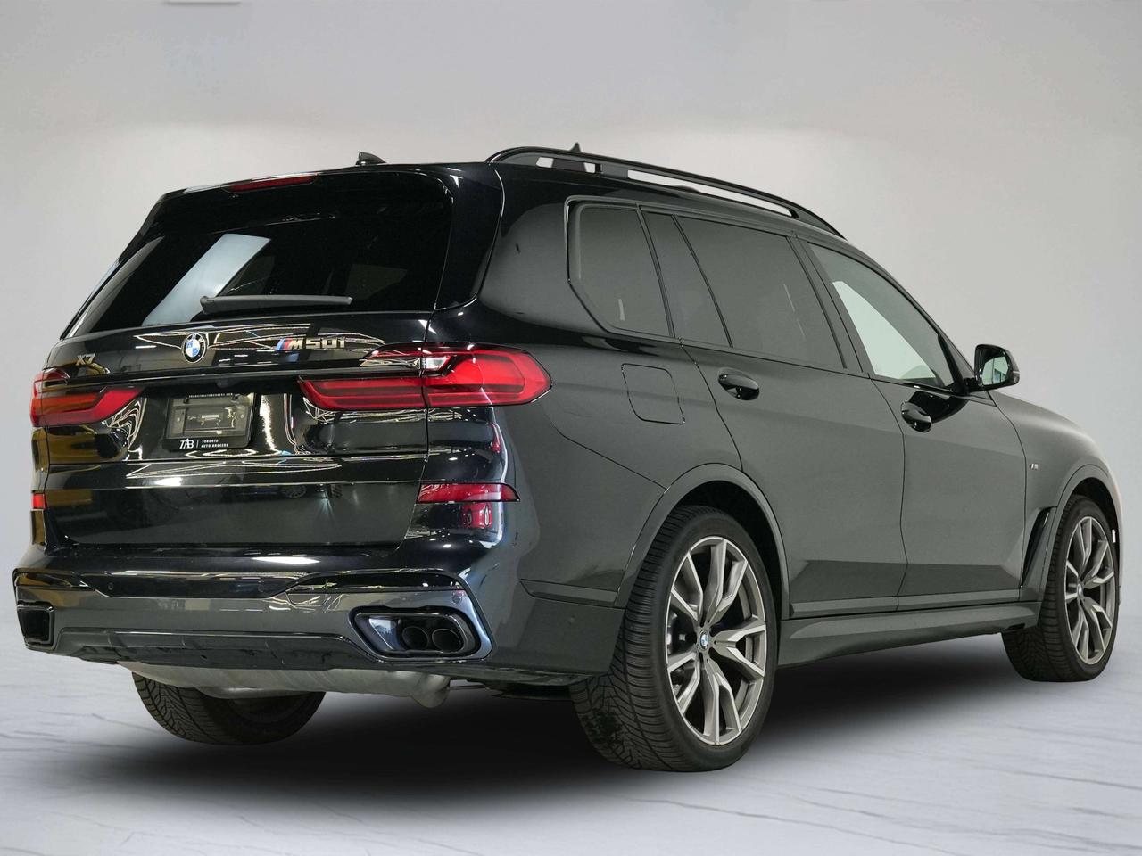 2022 BMW X7 M50I | 6 PASS | PREMIUM | REAR ENTERTAINMENT | 22 Photo