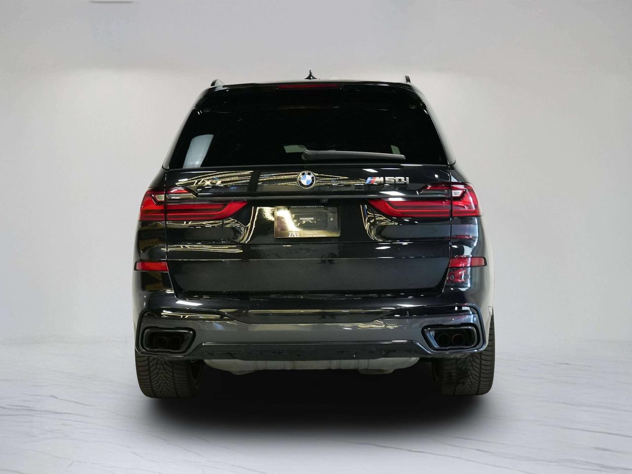 2022 BMW X7 M50I | 6 PASS | PREMIUM | REAR ENTERTAINMENT | 22 Photo