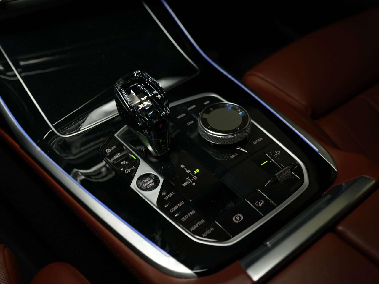 2022 BMW X7 M50I | 6 PASS | PREMIUM | REAR ENTERTAINMENT | 22 Photo
