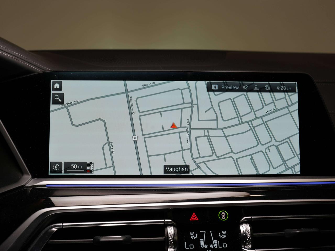 2022 BMW X7 M50I | 6 PASS | PREMIUM | REAR ENTERTAINMENT | 22 Photo