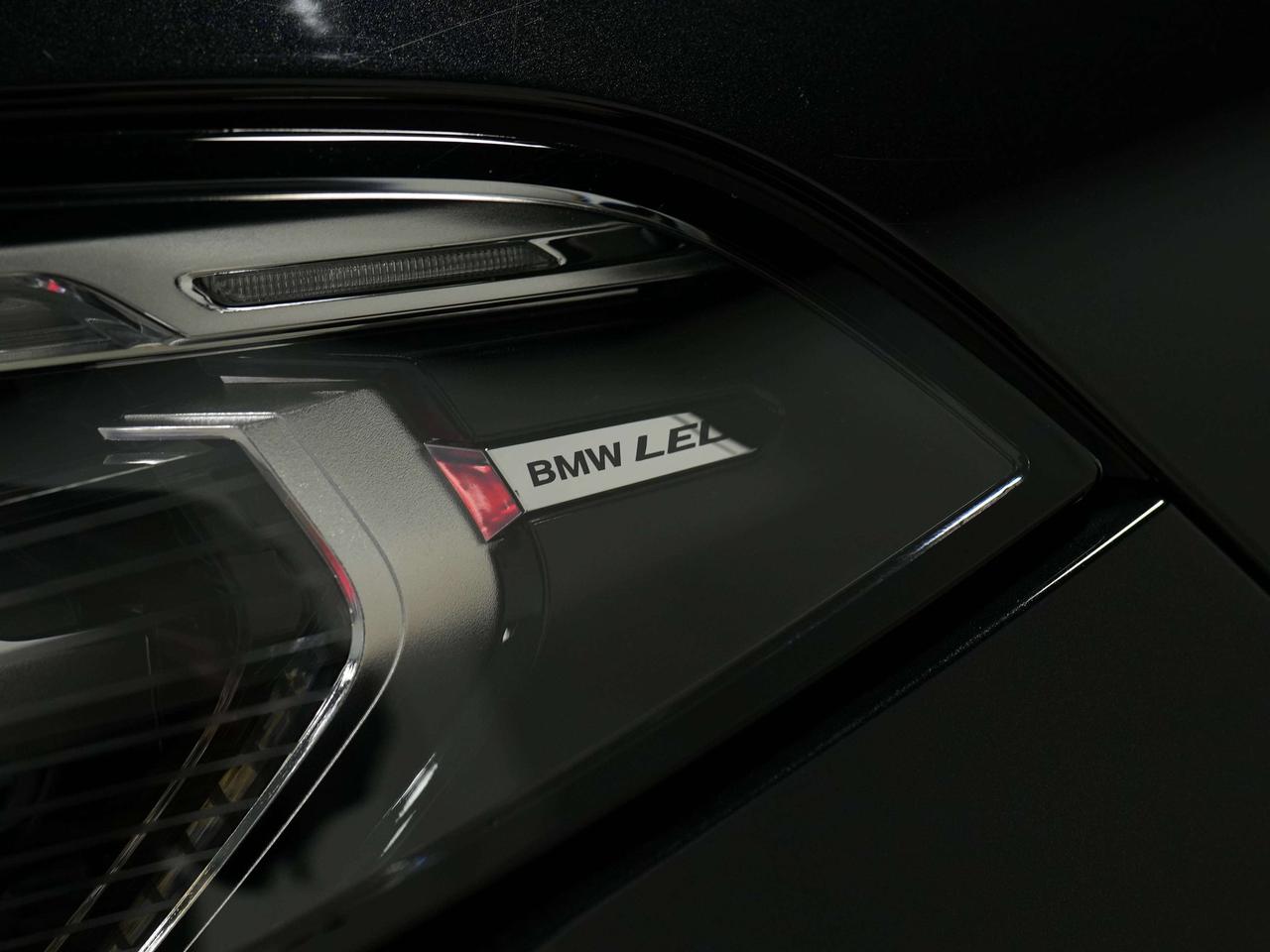 2022 BMW X7 M50I | 6 PASS | PREMIUM | REAR ENTERTAINMENT | 22 Photo
