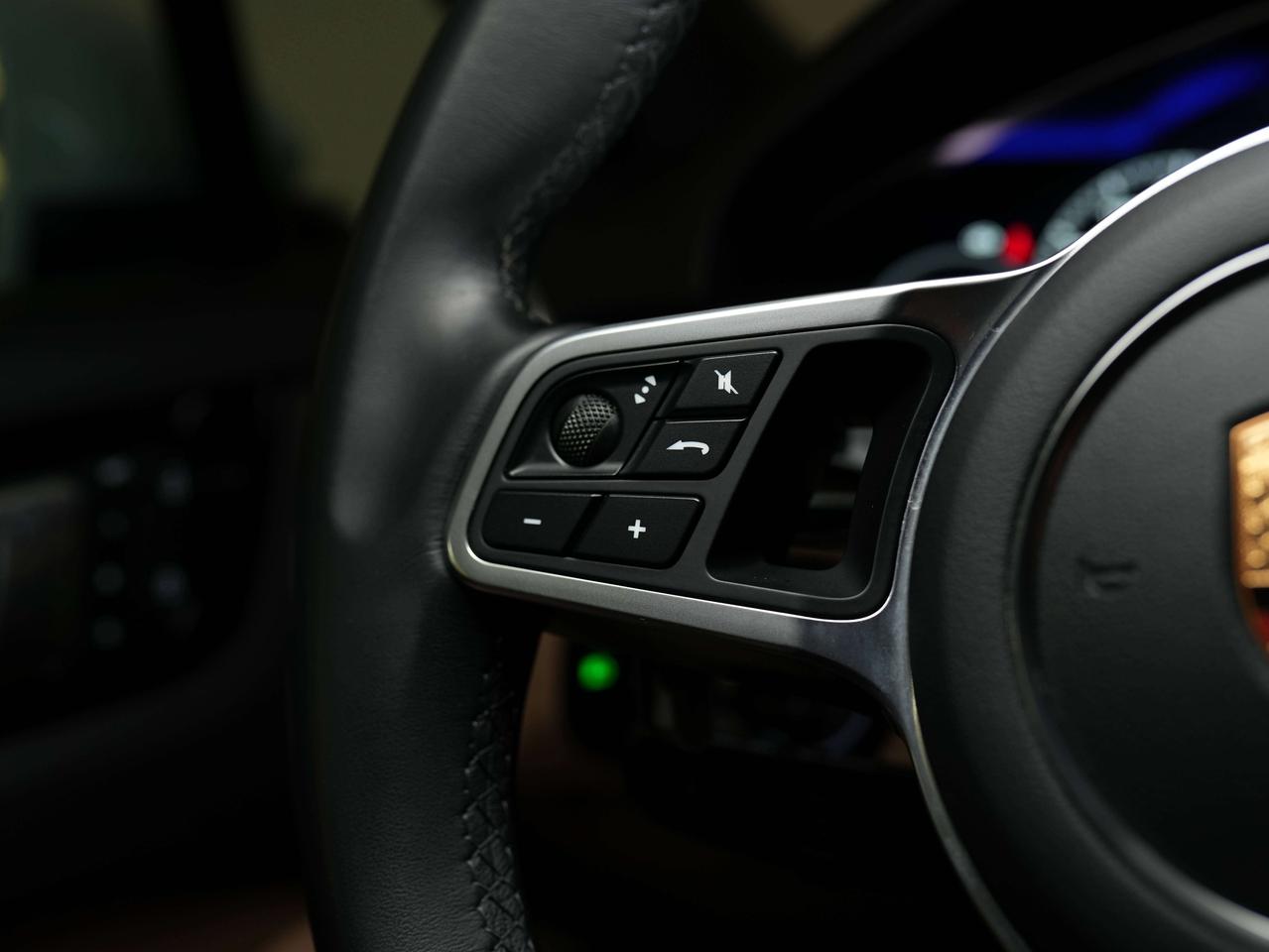 2023 Porsche Cayenne PREMIUM | BOSE | PANO | 21 IN Photo