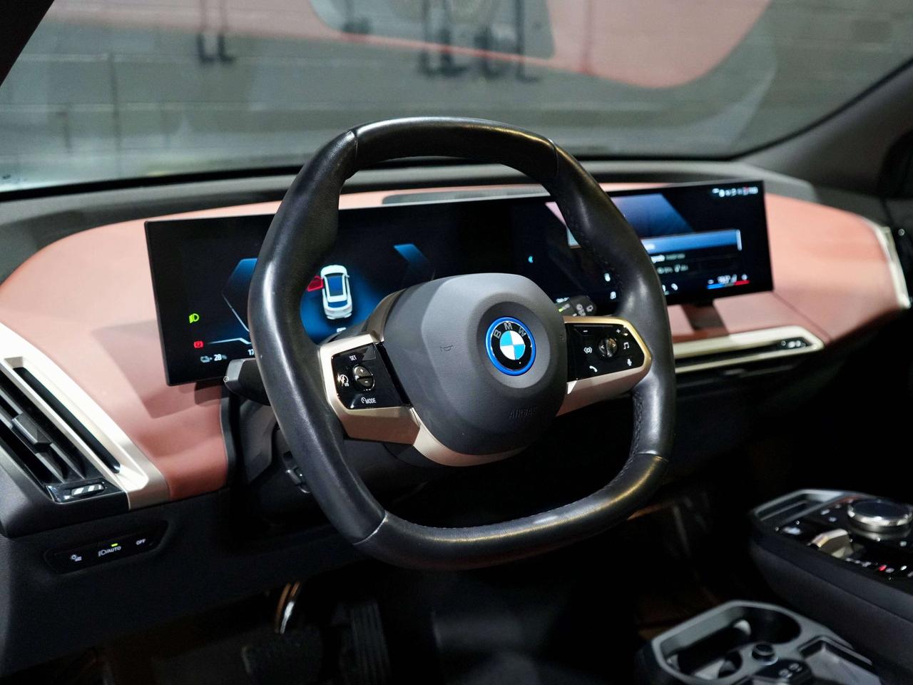 2024 BMW iX xDrive40i |360|PANO|HUD| HARMAN|MASSAGE|DRIVER ASI Photo