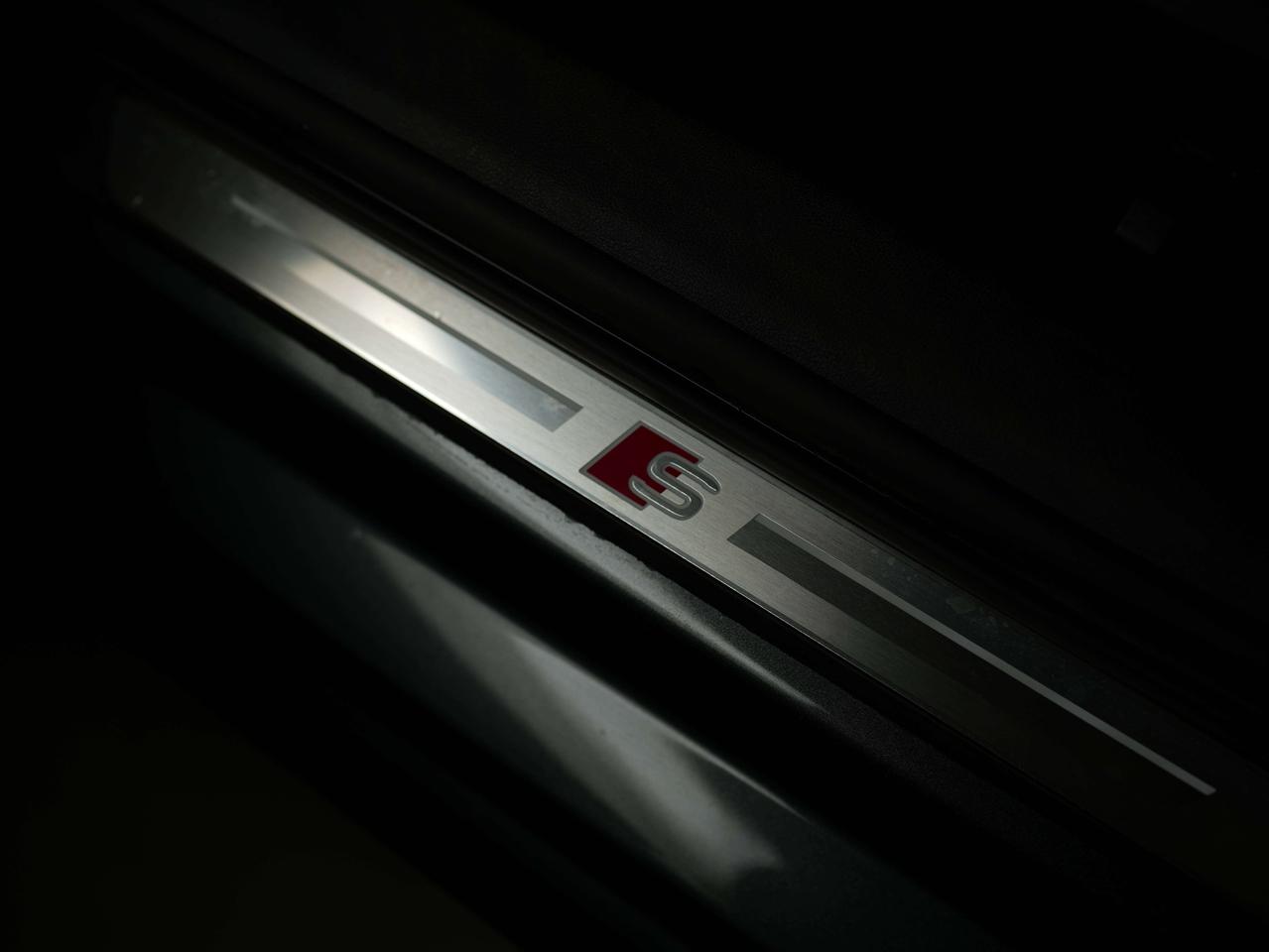 2023 Audi A3 TECHNIK | S-LINE | SUNROOF Photo