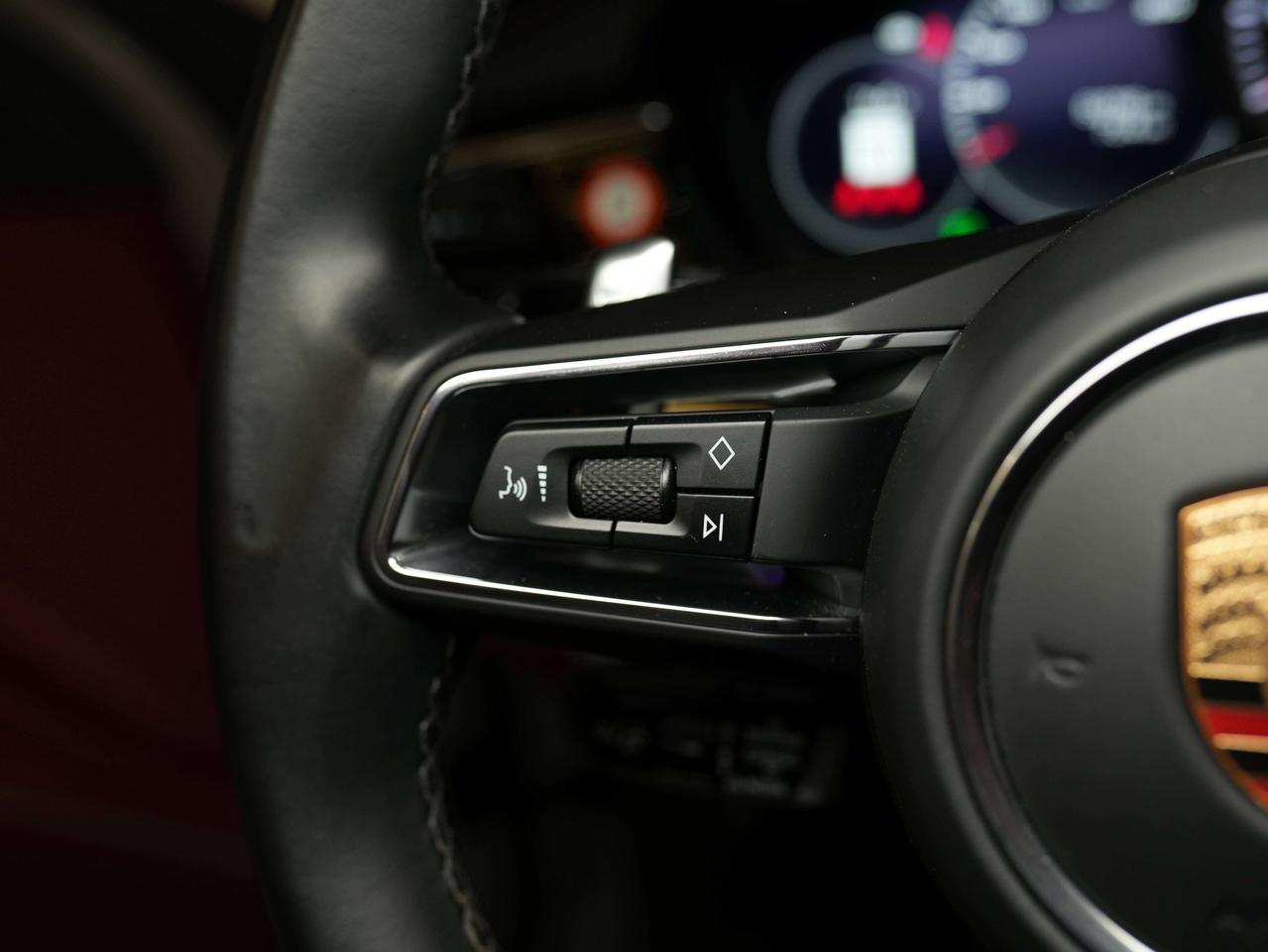2023 Porsche Panamera 4 | PREMIUM | PANO | 20 IN Photo