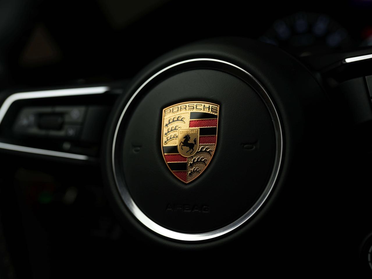 2023 Porsche Panamera 4 | PREMIUM | PANO | 20 IN Photo