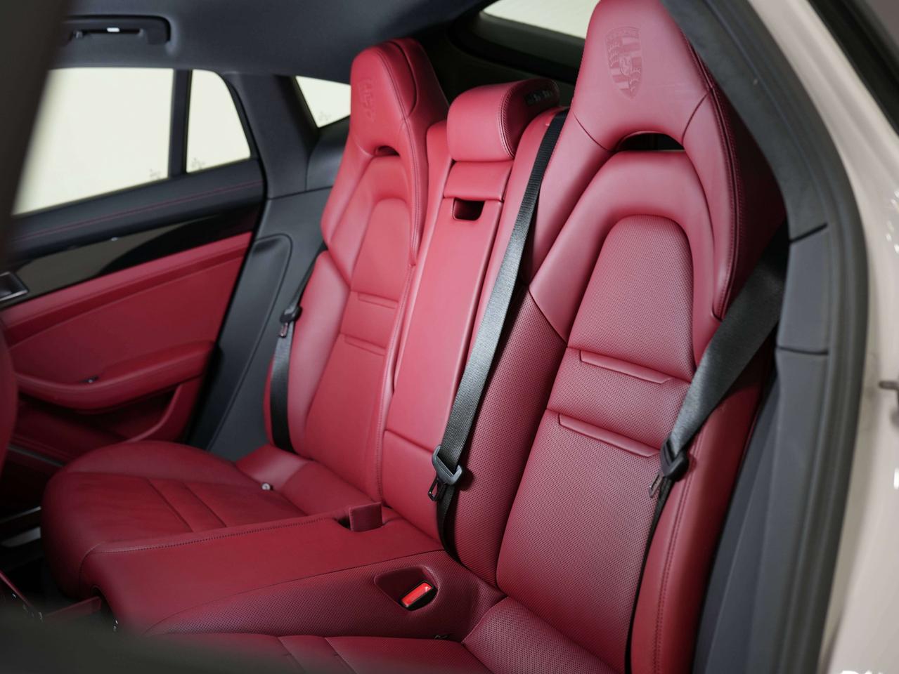 2023 Porsche Panamera 4 | PREMIUM | PANO | 20 IN Photo