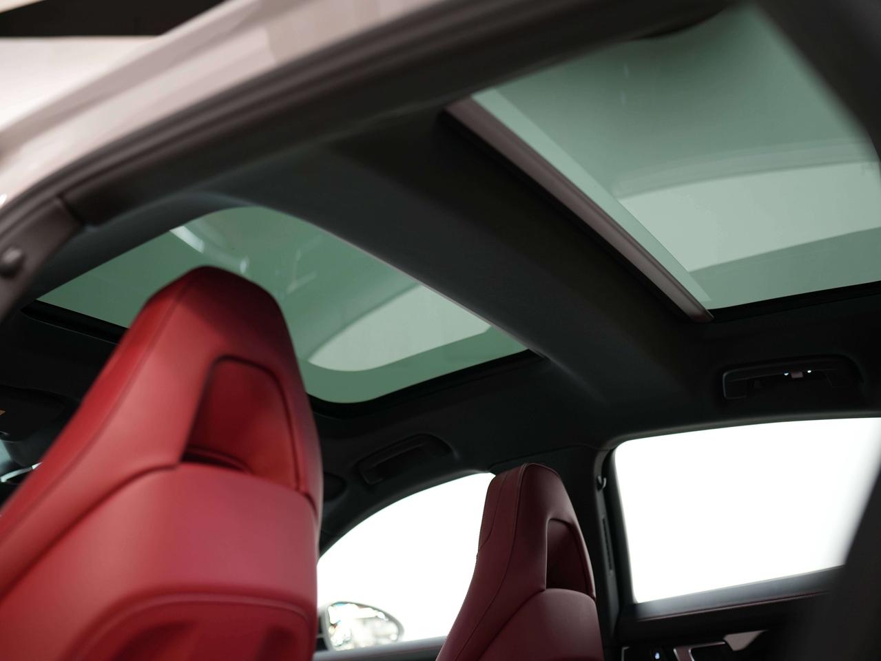 2023 Porsche Panamera 4 | PREMIUM | PANO | 20 IN Photo
