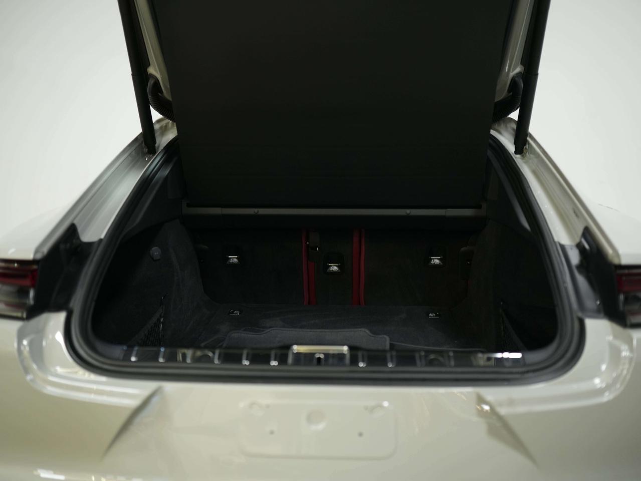 2023 Porsche Panamera 4 | PREMIUM | PANO | 20 IN Photo