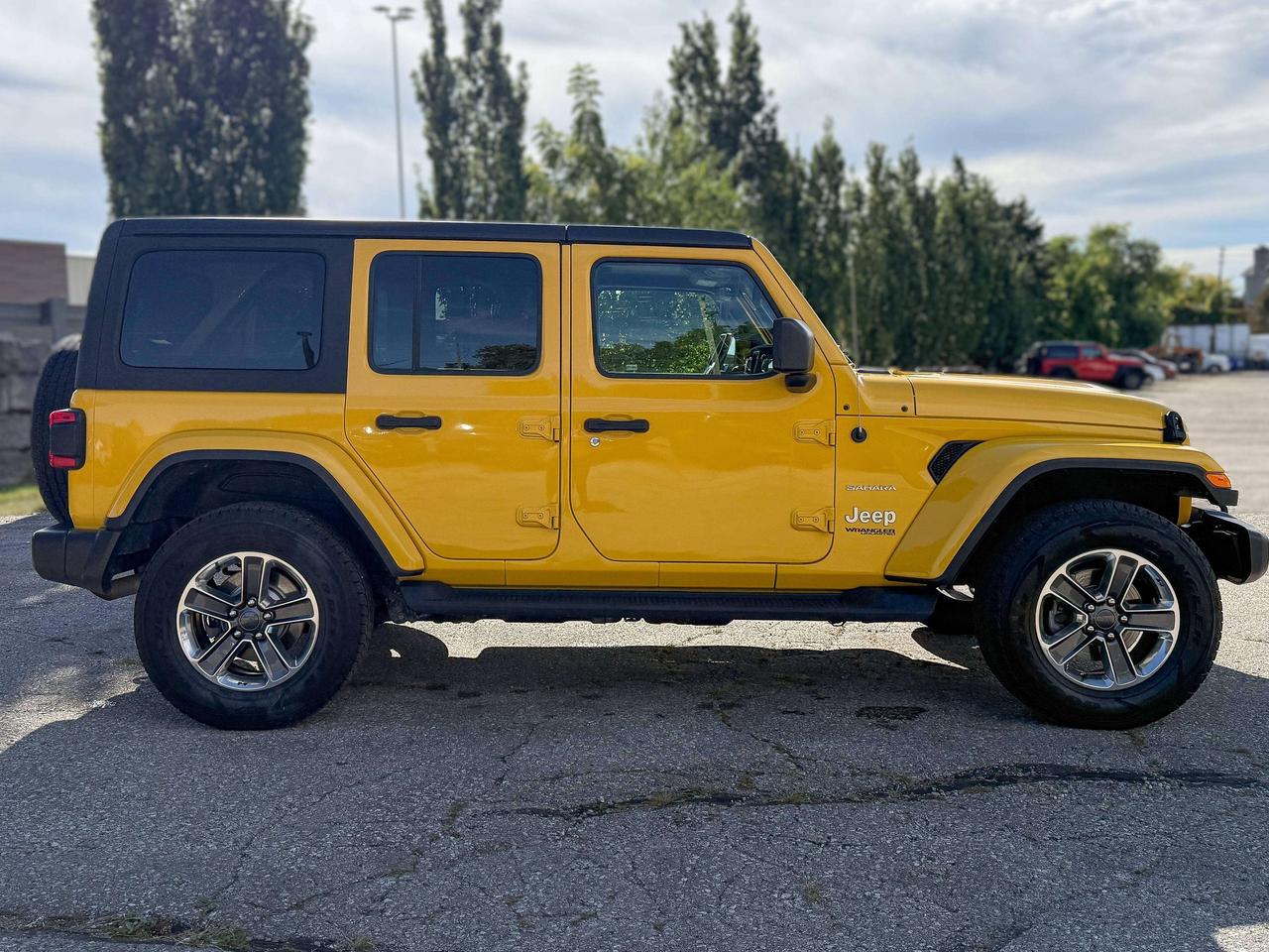 2020 Jeep Wrangler Sahara | NAVIGATION | REMOTE START | Photo