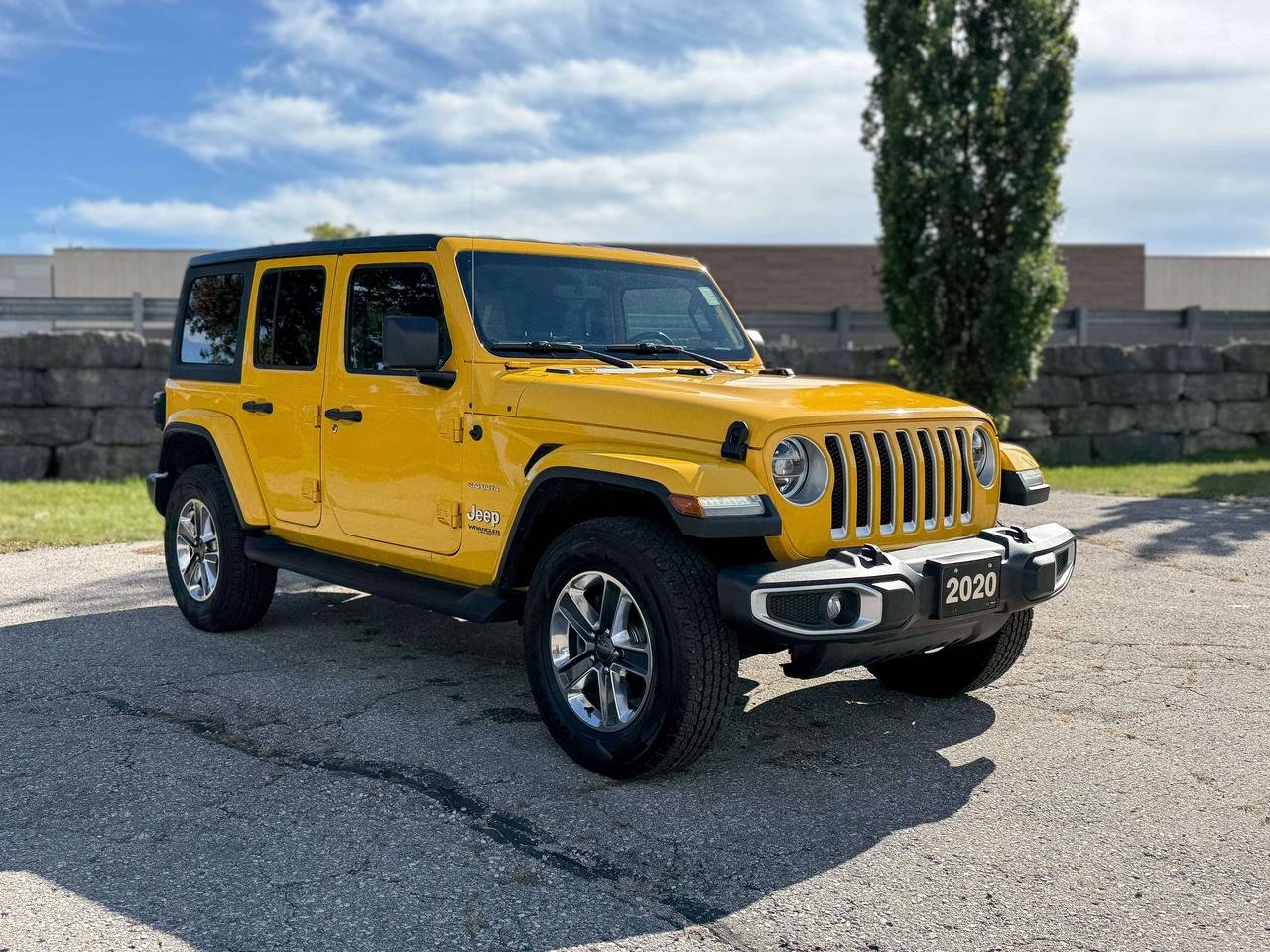 2020 Jeep Wrangler Sahara | NAVIGATION | REMOTE START | Photo