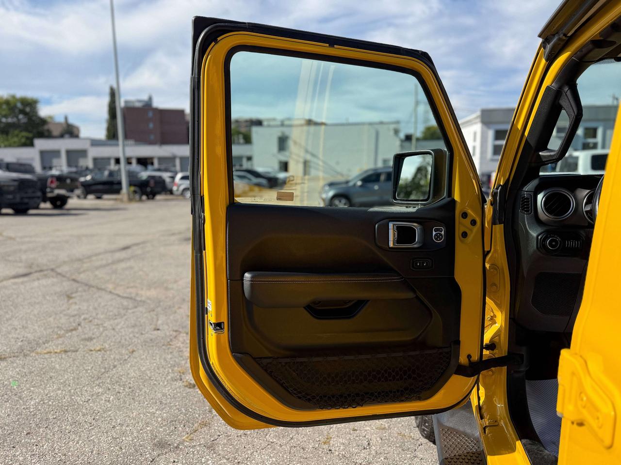 2020 Jeep Wrangler Sahara | NAVIGATION | REMOTE START | Photo