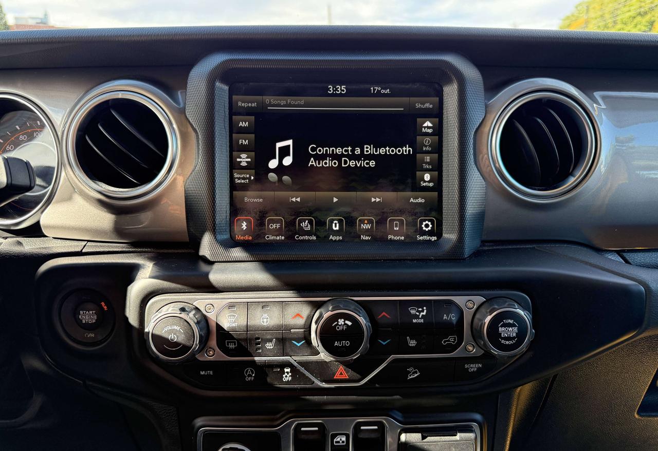2020 Jeep Wrangler Sahara | NAVIGATION | REMOTE START | Photo