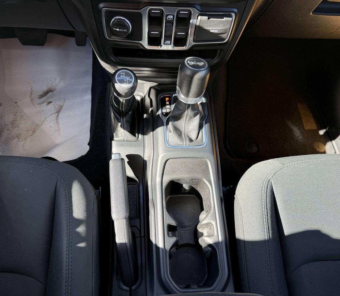 2020 Jeep Wrangler Sahara | NAVIGATION | REMOTE START | Photo