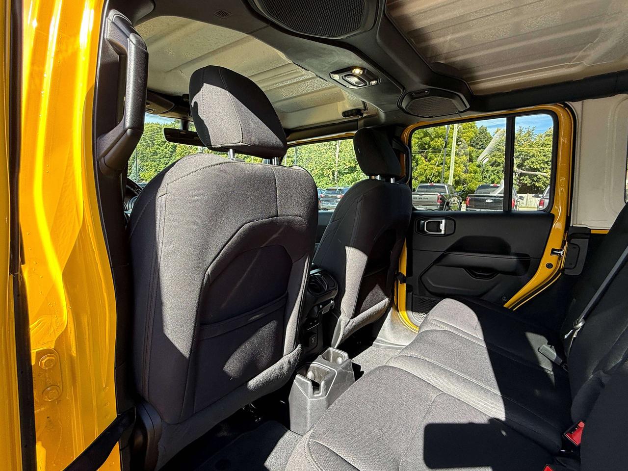 2020 Jeep Wrangler Sahara | NAVIGATION | REMOTE START | Photo