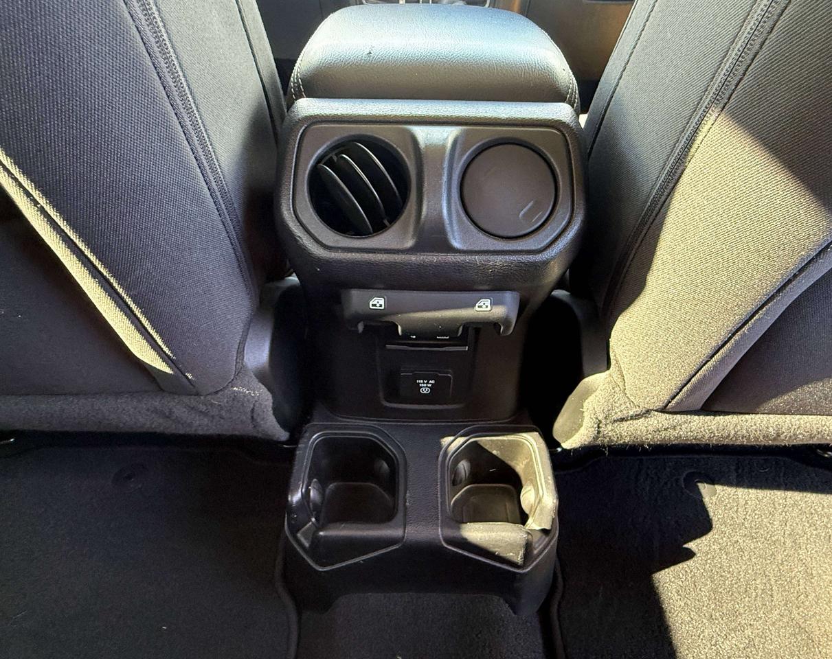 2020 Jeep Wrangler Sahara | NAVIGATION | REMOTE START | Photo