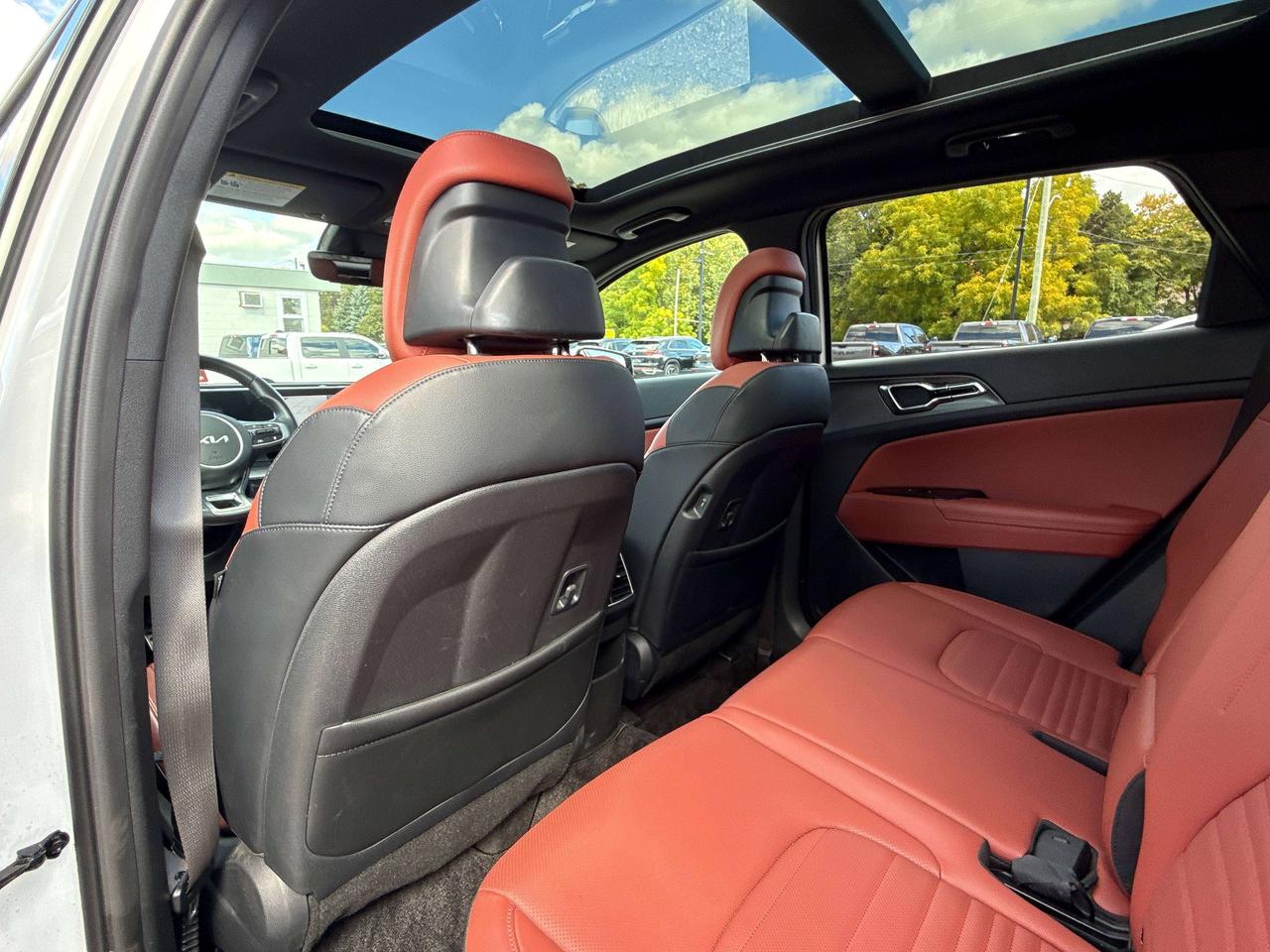 2025 Kia Sportage EX Premium| NAVIGATION | BLUETOOTH | REMOTE START Photo