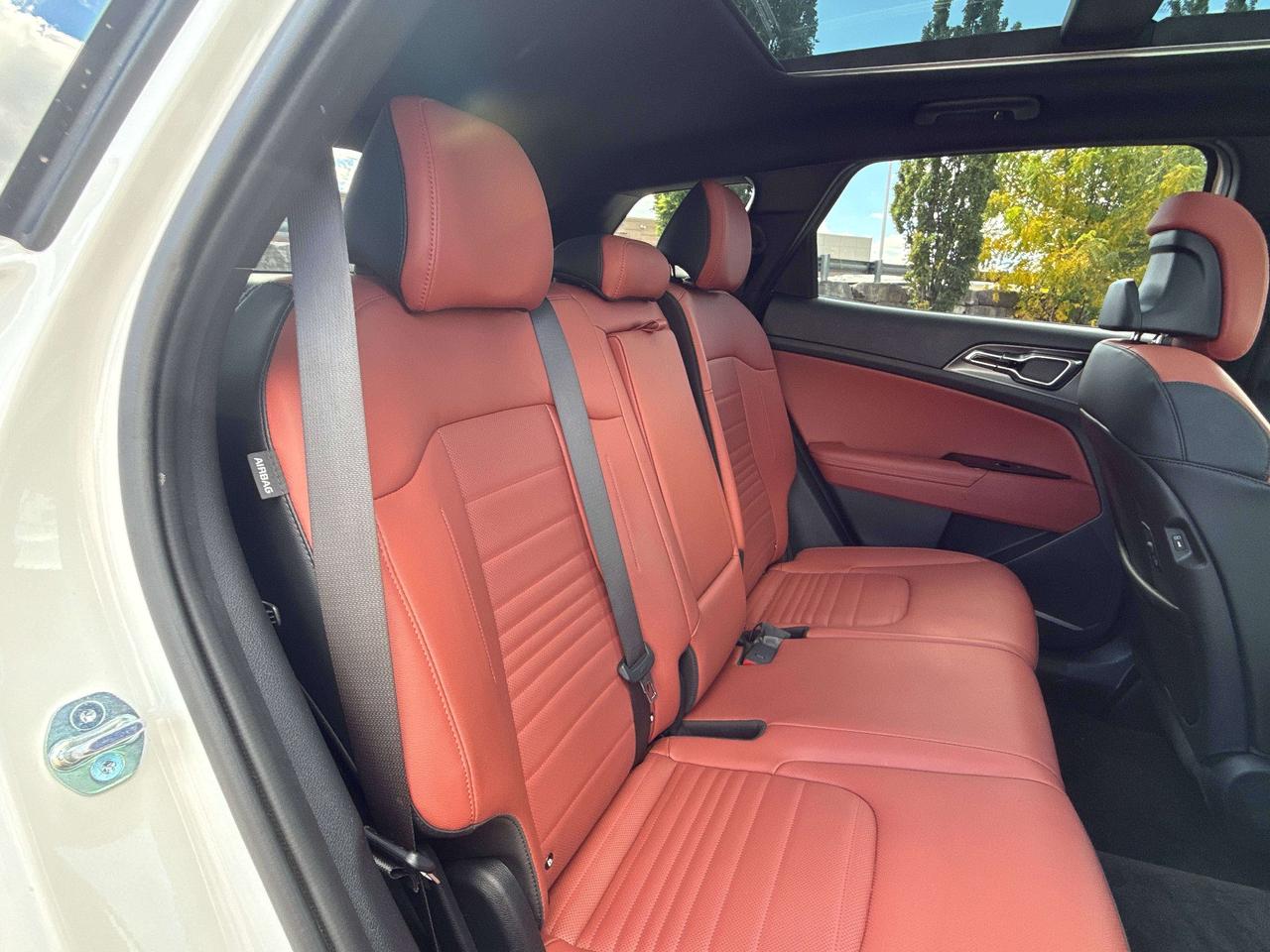 2025 Kia Sportage EX Premium| NAVIGATION | BLUETOOTH | REMOTE START Photo