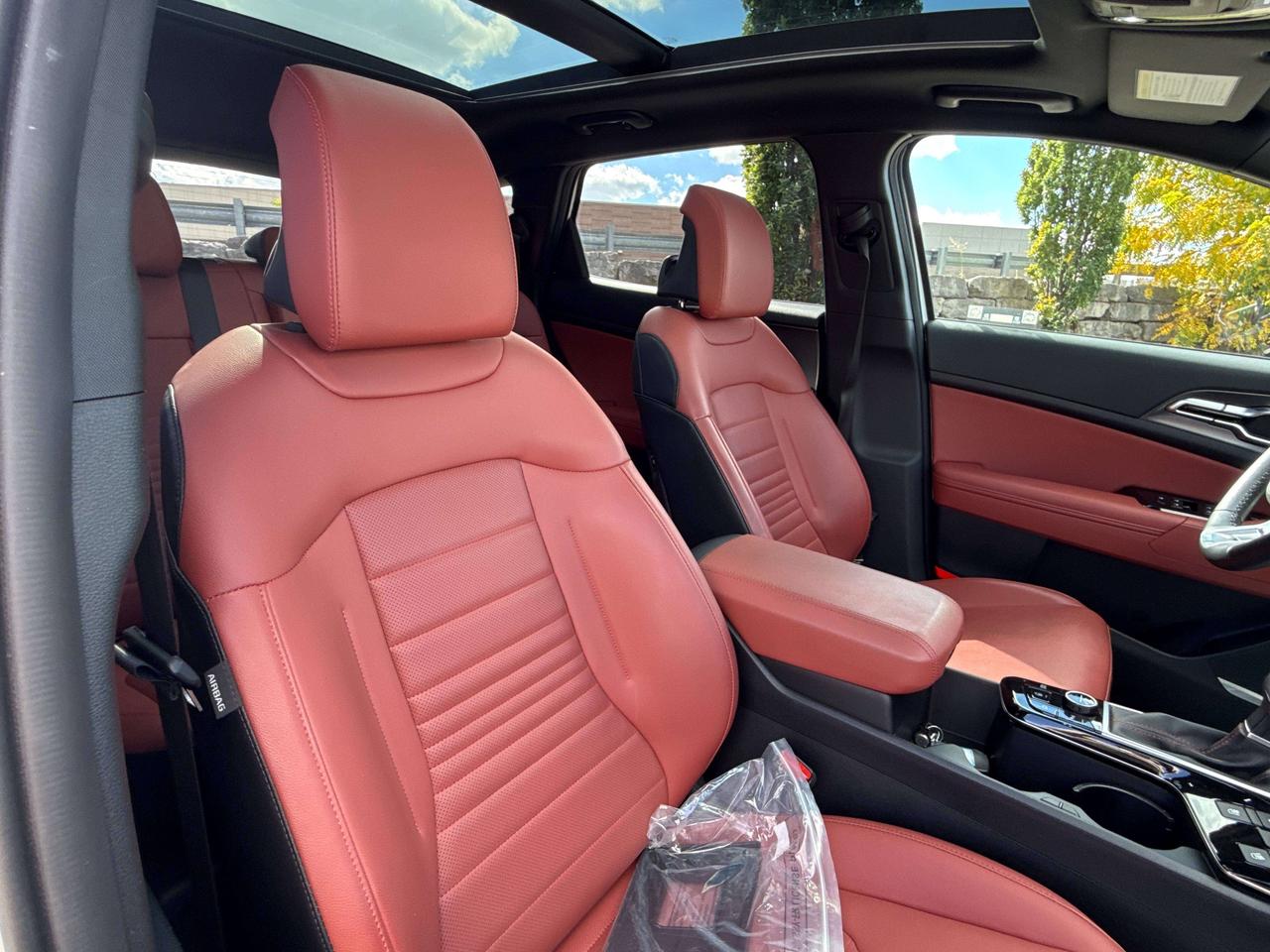2025 Kia Sportage EX Premium| NAVIGATION | BLUETOOTH | REMOTE START Photo