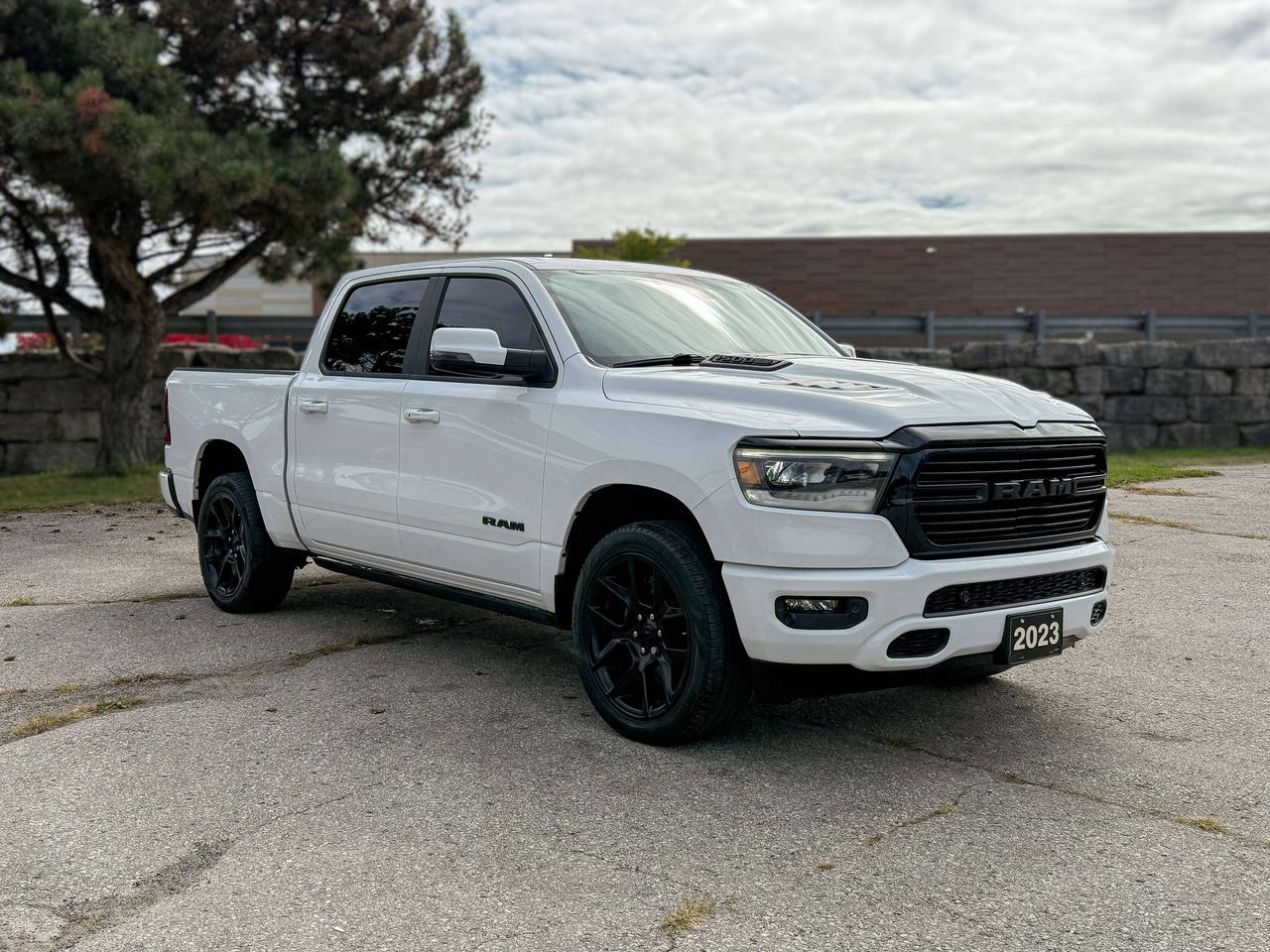 2023 RAM 1500 Sport | SUNROOF | HEATED SEATS | REMOTE START Photo2