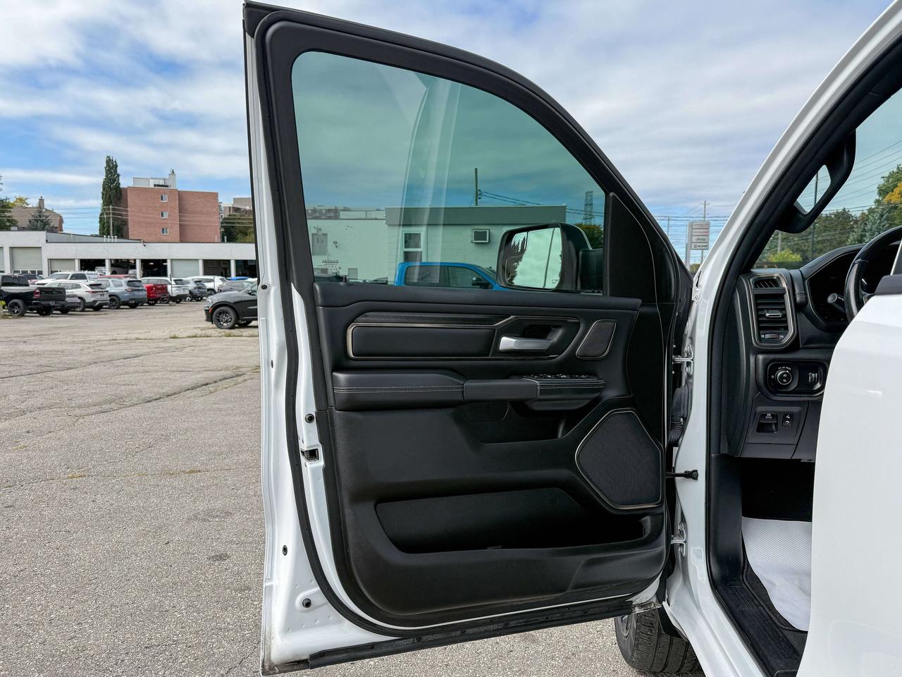 2023 RAM 1500 Sport | SUNROOF | HEATED SEATS | REMOTE START Photo