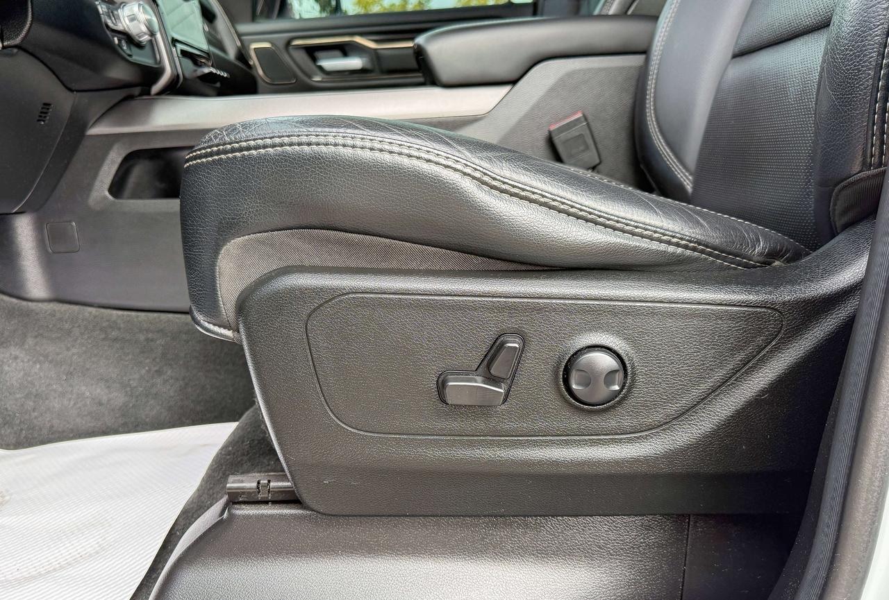 2023 RAM 1500 Sport | SUNROOF | HEATED SEATS | REMOTE START Photo