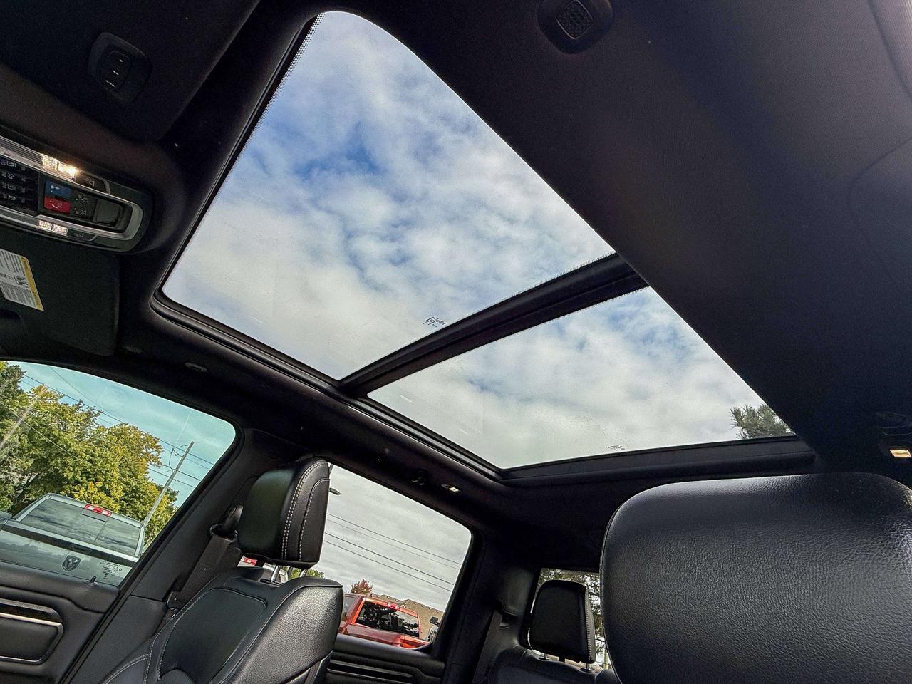 2023 RAM 1500 Sport | SUNROOF | HEATED SEATS | REMOTE START Photo