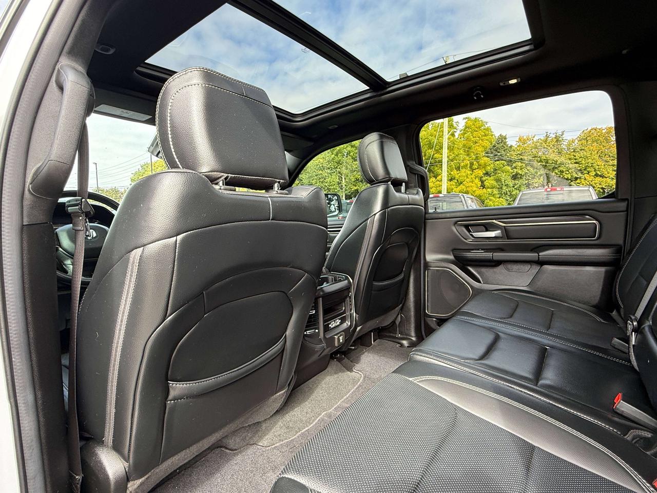 2023 RAM 1500 Sport | SUNROOF | HEATED SEATS | REMOTE START Photo