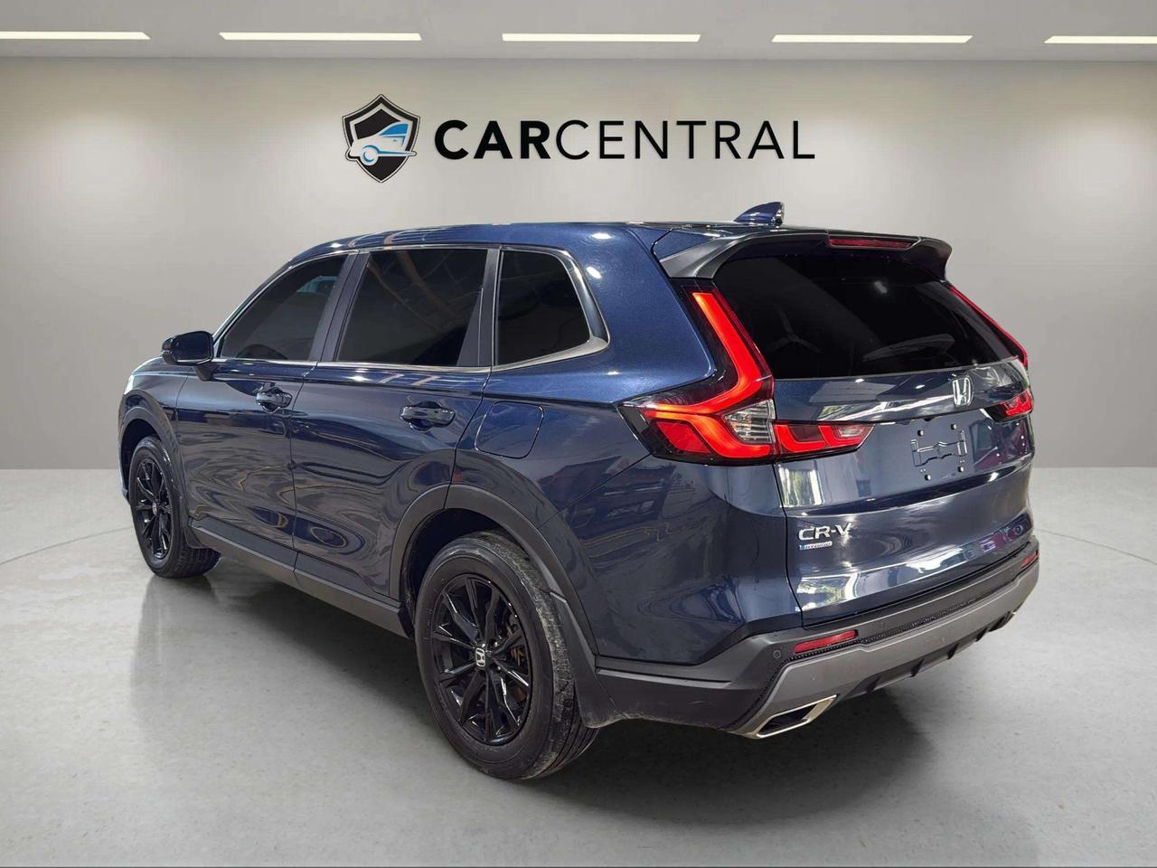2025 Honda CR-V EX-L HYBRID| CLEAN CARFAX| AWD| LEATHER| MOONROOF Photo2