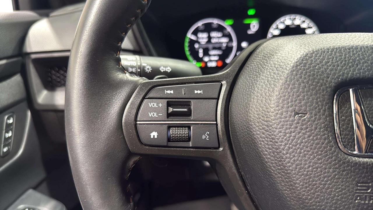 2025 Honda CR-V EX-L HYBRID| CLEAN CARFAX| AWD| LEATHER| MOONROOF Photo