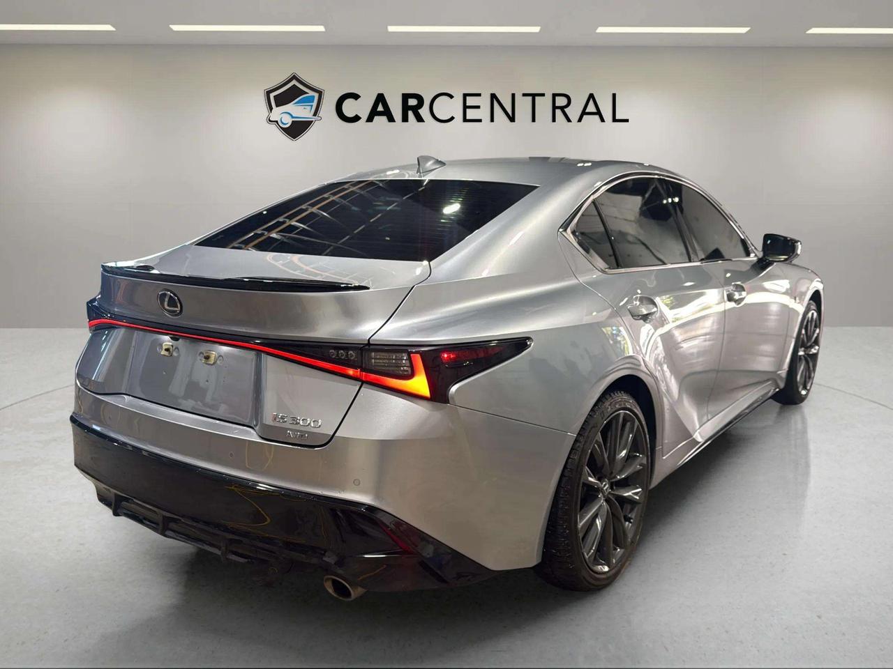 2023 Lexus IS IS 300| AWD| F2 SPORT | LEATHER| SUNROOF| BSW Photo