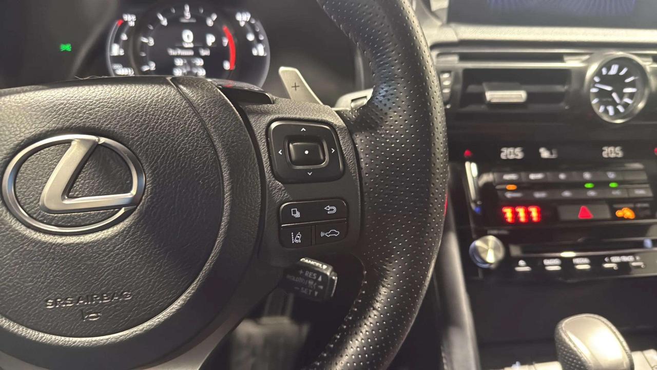 2023 Lexus IS IS 300| AWD| F2 SPORT | LEATHER| SUNROOF| BSW Photo