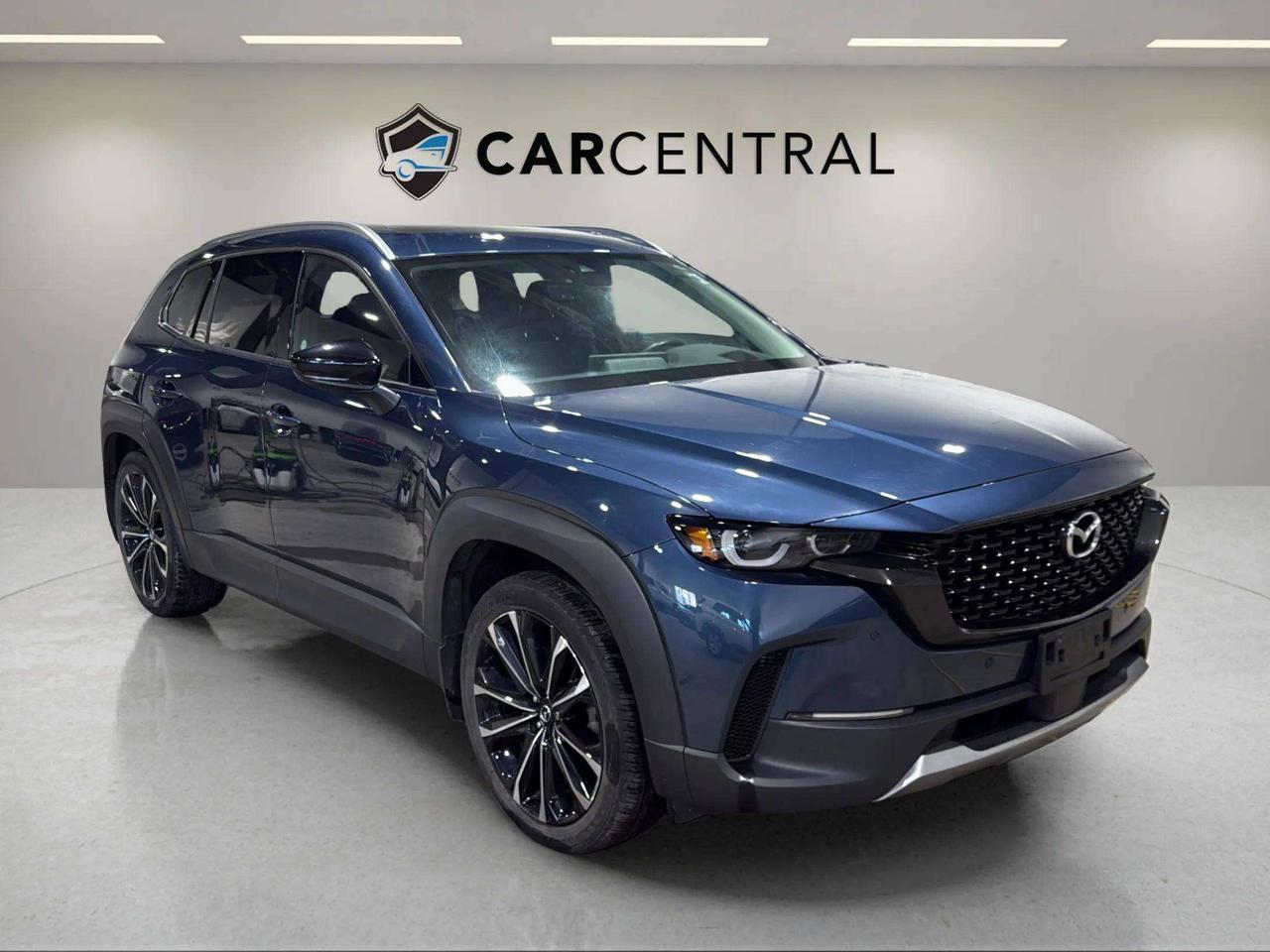 2024 Mazda CX-50 GT| CLEAN CARFAX| 360| NAVI| LEATHER| AWD| CARPLAY Photo