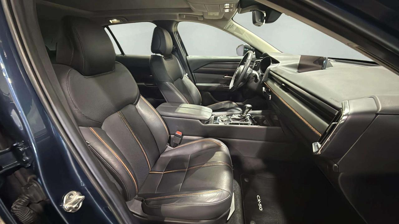 2024 Mazda CX-50 GT| CLEAN CARFAX| 360| NAVI| LEATHER| AWD| CARPLAY Photo
