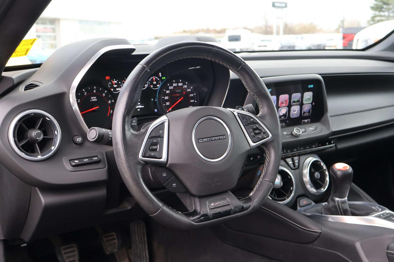 2017 Chevrolet Camaro 2SS | Nav System | Photo