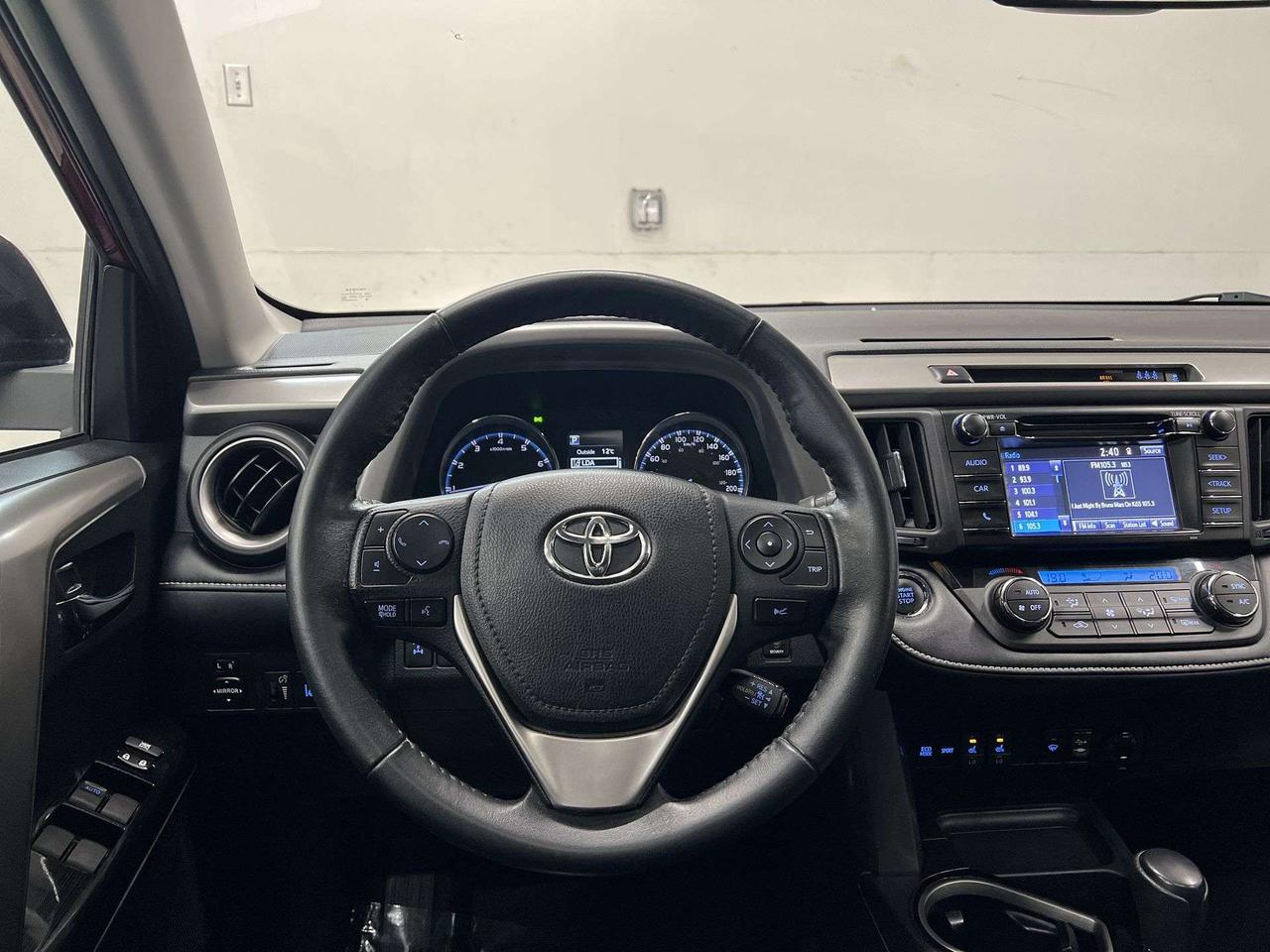 2018 Toyota RAV4 XLE AWD | SUNROOF | HTD SEATS | ALLOYS | CRUISE Photo