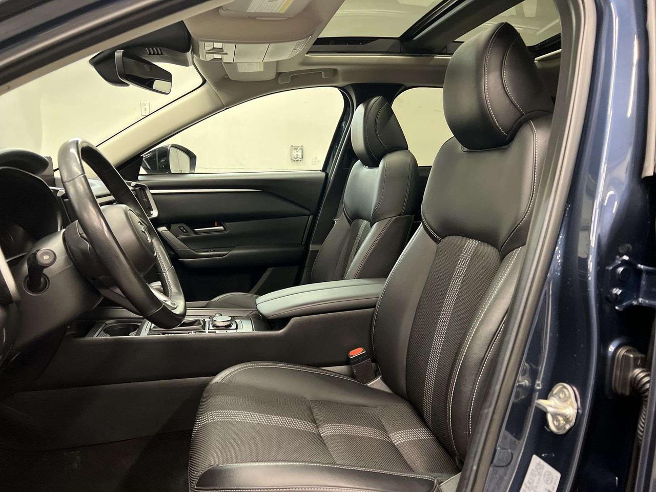 2024 Mazda CX-50 AWD | HTD LEATHER | PANO ROOF | CARPLAY | ALLOYS Photo