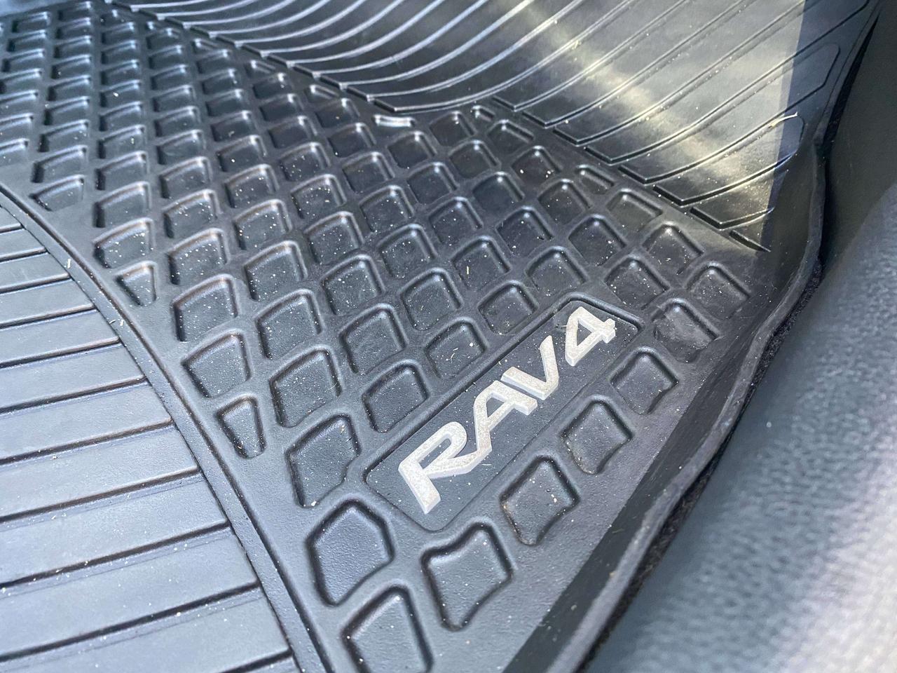 2024 Toyota RAV4 LE, AWD, HEATED CLOTH SEATS! Photo